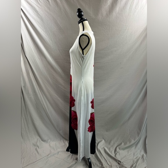 Black/White Floral Maxi Dress With Pockets - Picture 7 of 8